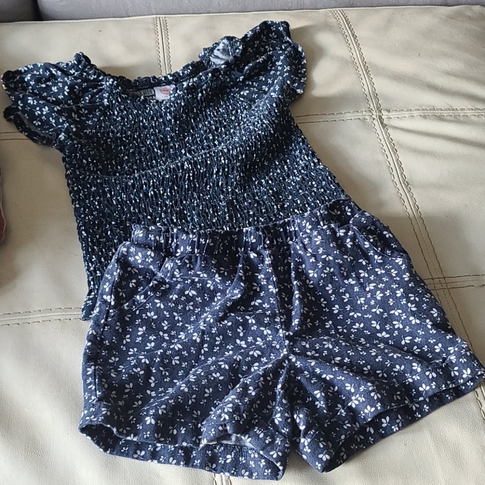 Girls outfit